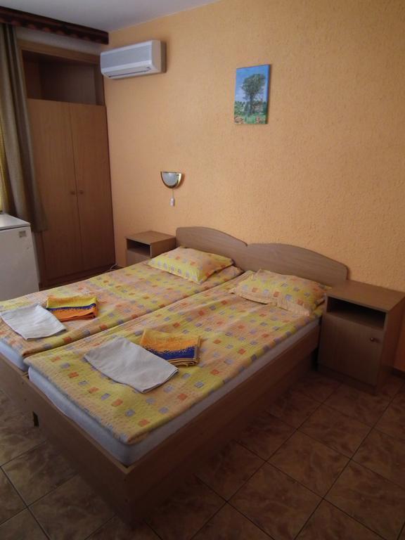 Guest House Olimpiya Свети-Влас Номер фото